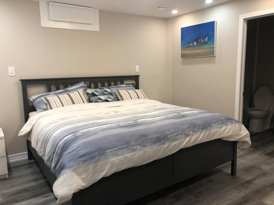 Entire Basement With 3 Bedrooms شلالات نياغارا المظهر الخارجي الصورة