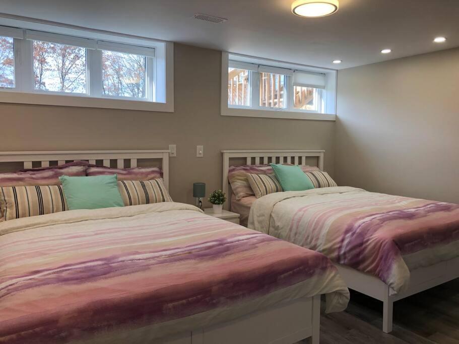 Entire Basement With 3 Bedrooms شلالات نياغارا المظهر الخارجي الصورة