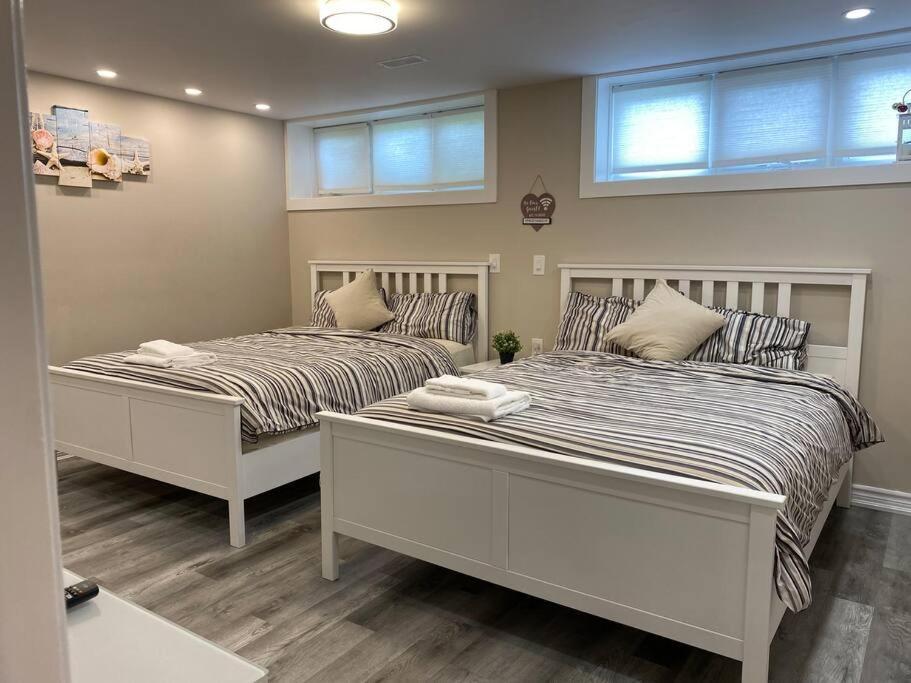 Entire Basement With 3 Bedrooms شلالات نياغارا المظهر الخارجي الصورة